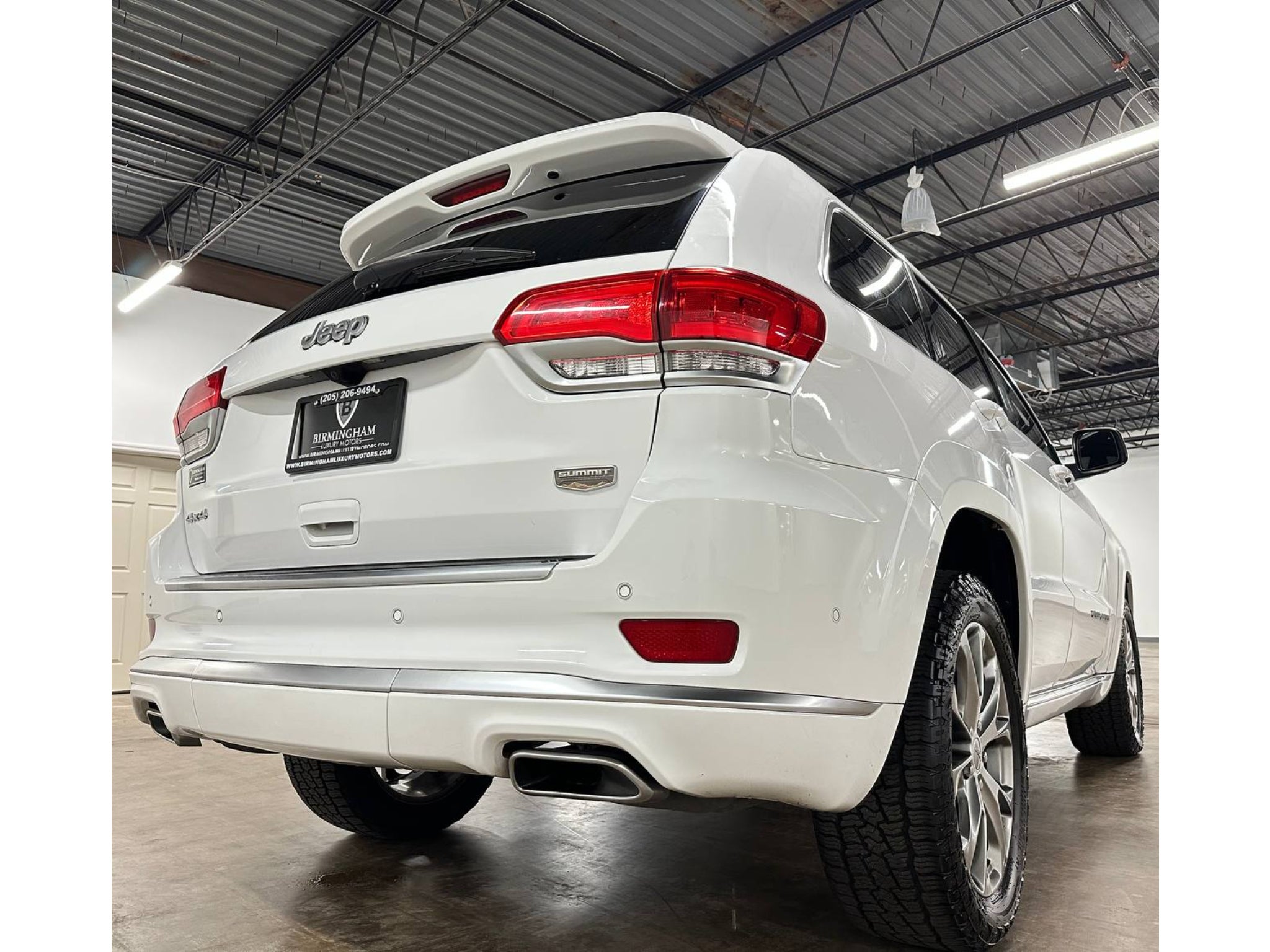 2020 Jeep Grand Cherokee Summit