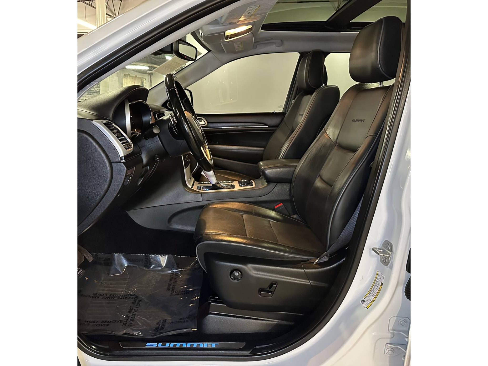 2020 Jeep Grand Cherokee Summit