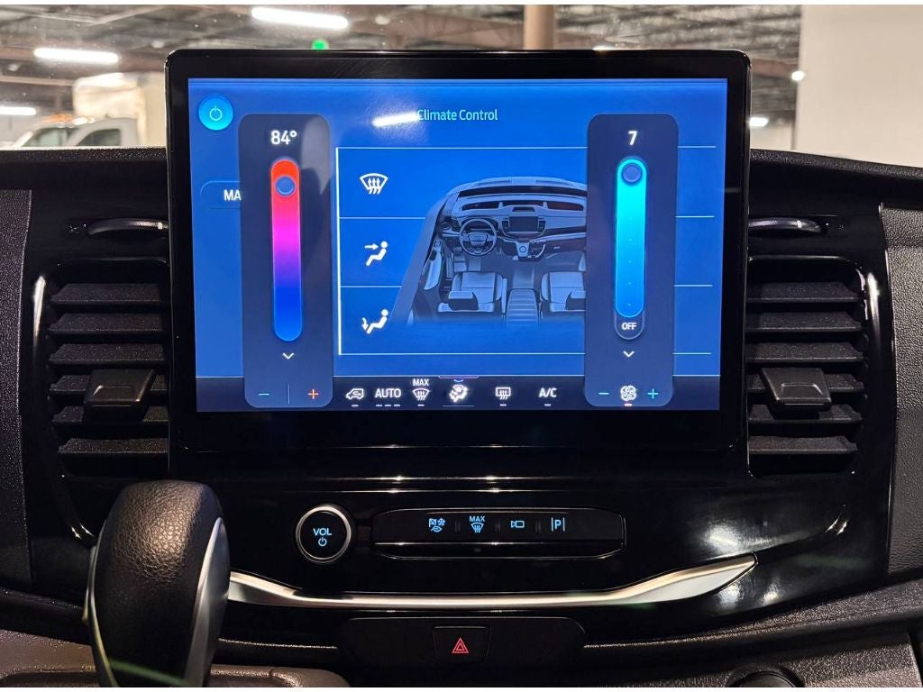 2023 Ford Transit Wagon XLT