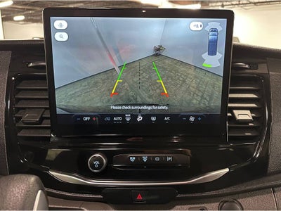 2024 Ford Transit Wagon XLT