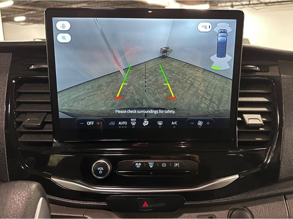 2024 Ford Transit Wagon XLT