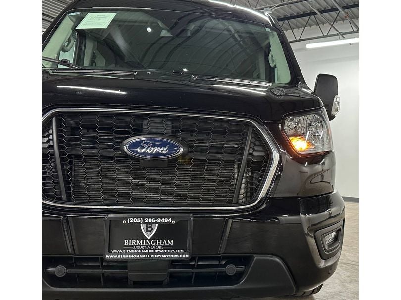 2024 Ford Transit Wagon XLT