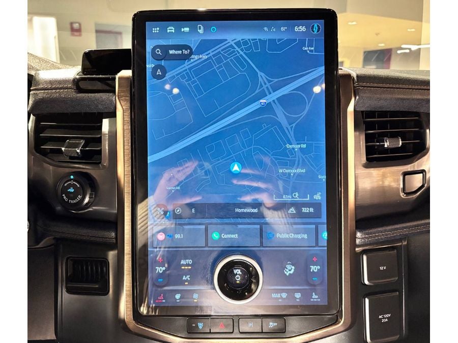 2025 Ford F-150 Lightning LARIAT