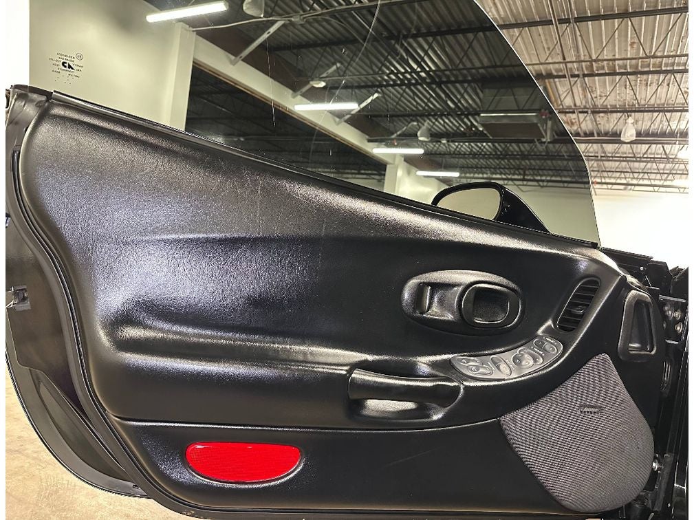 1998 Chevrolet Corvette Base