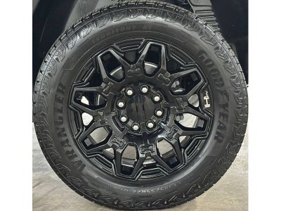 2024 GMC Hummer EV SUV 2X