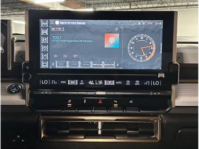 2024 GMC Hummer EV SUV 2X