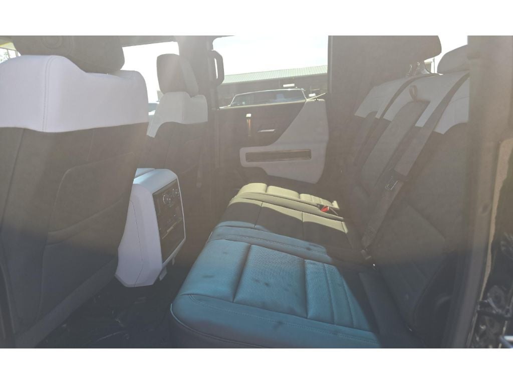2024 GMC Hummer EV SUV 2X