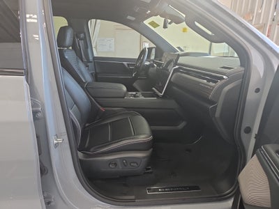 2024 GMC Sierra EV Denali w/Supercruise