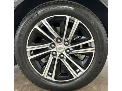 2024 Cadillac Lyriq Lux-2