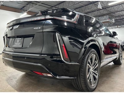 2024 Cadillac Lyriq Lux-2