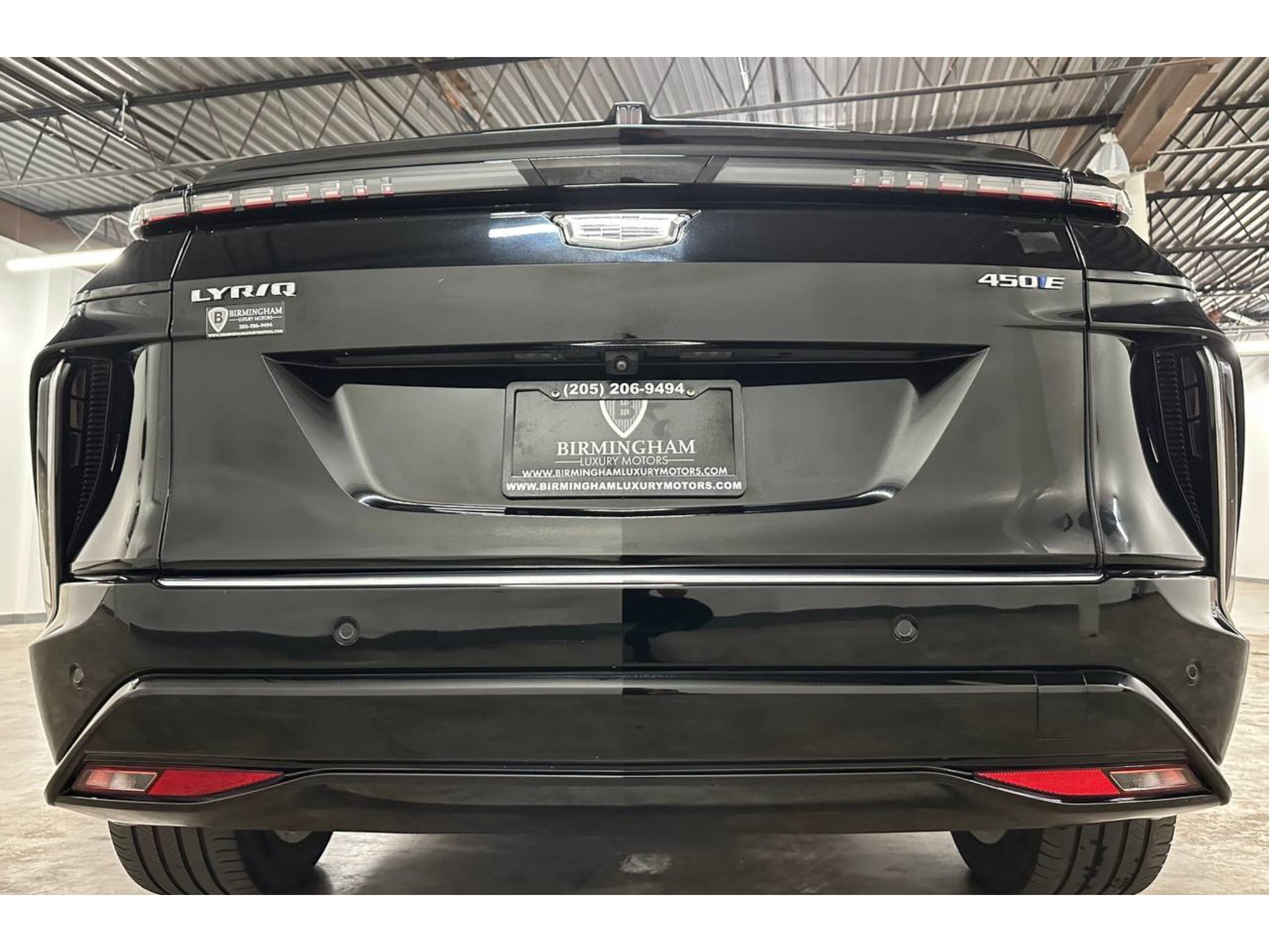 2024 Cadillac Lyriq Lux-2