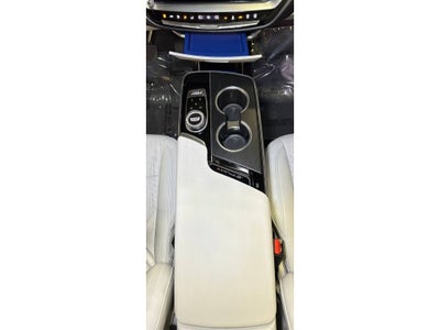 2024 Cadillac Lyriq Lux-2