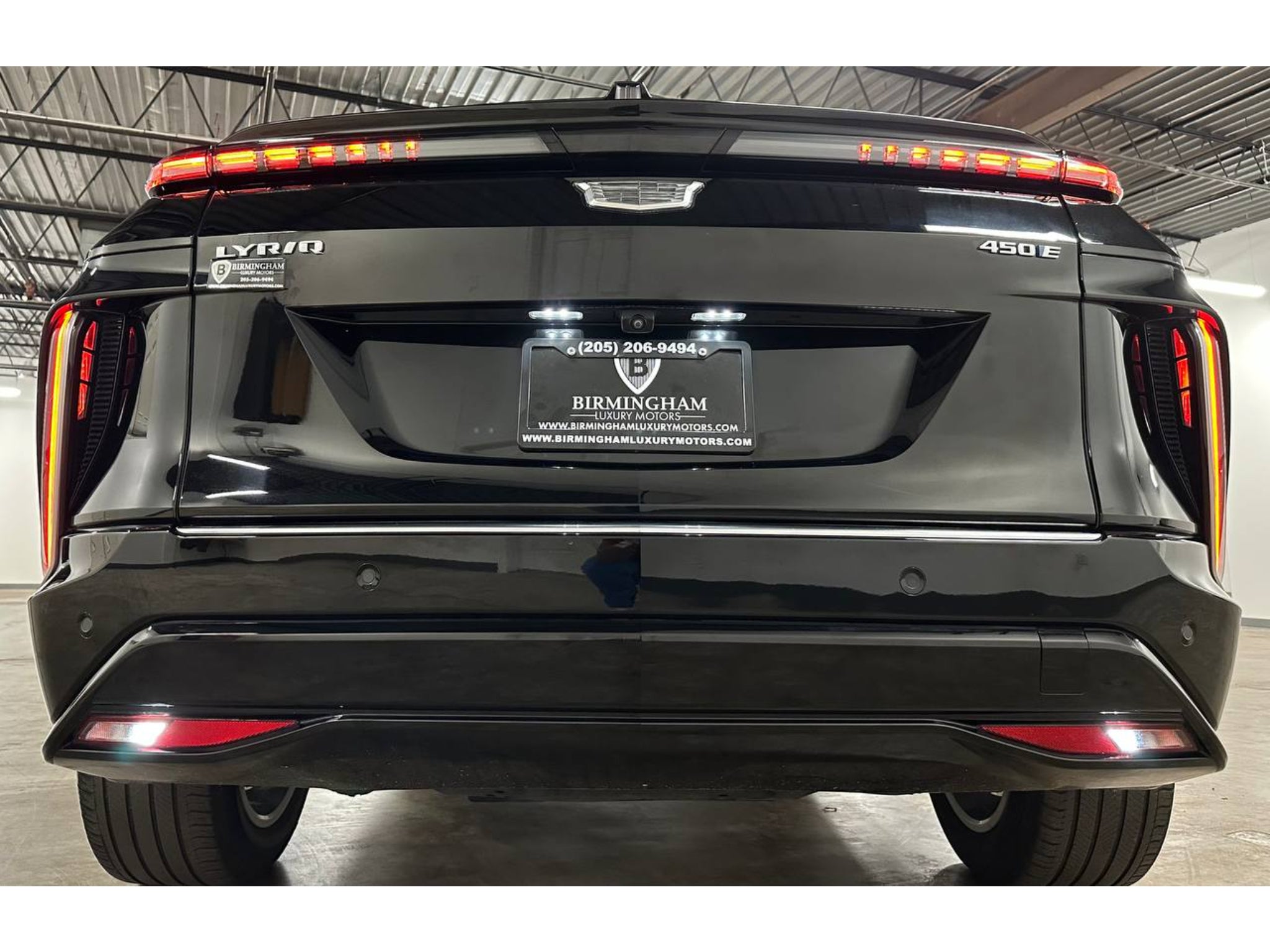 2024 Cadillac Lyriq Lux-2
