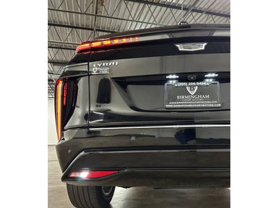 2024 Cadillac Lyriq Lux-2