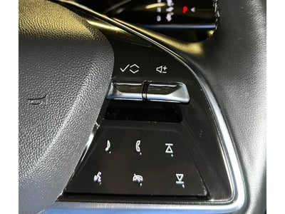 2024 Cadillac Lyriq Lux-2
