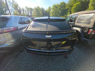 2024 Cadillac Lyriq Lux-2
