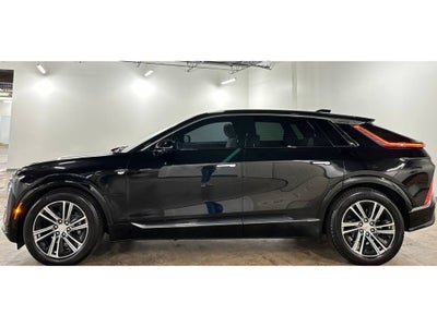 2024 Cadillac Lyriq Lux-2