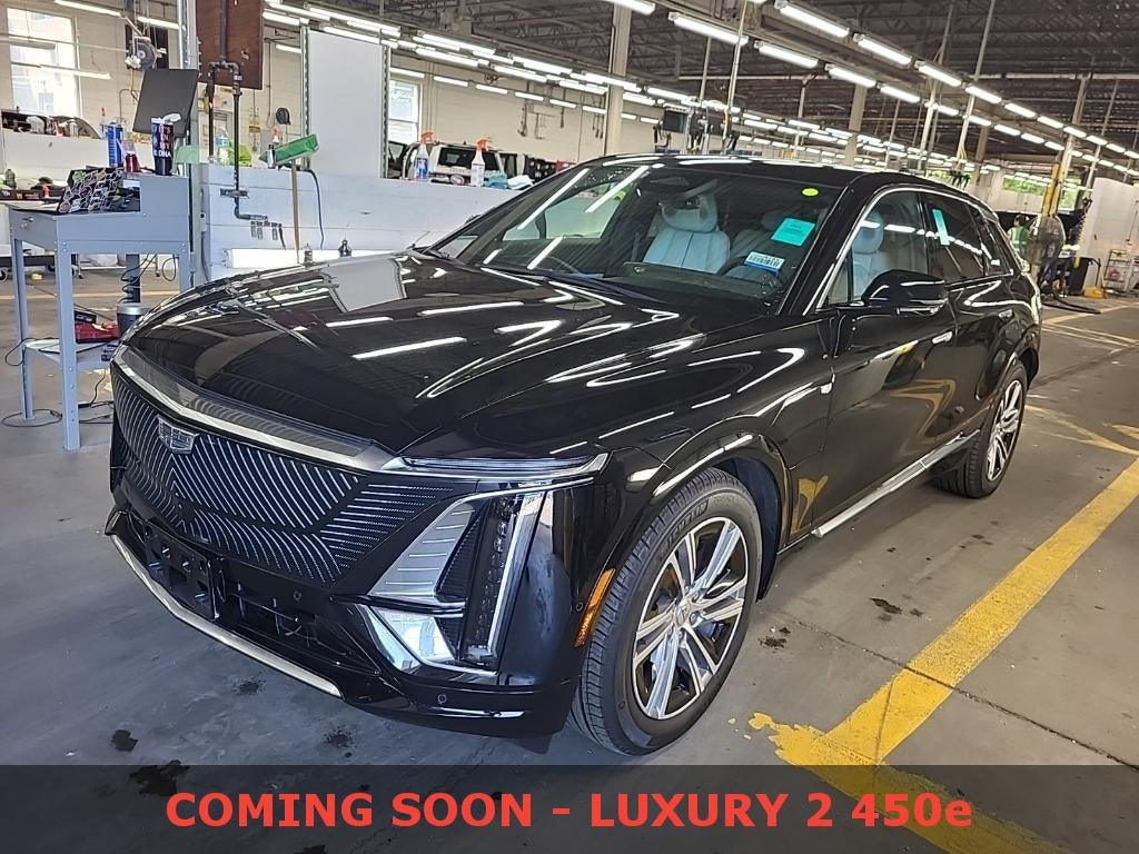 2024 Cadillac Lyriq Lux-2