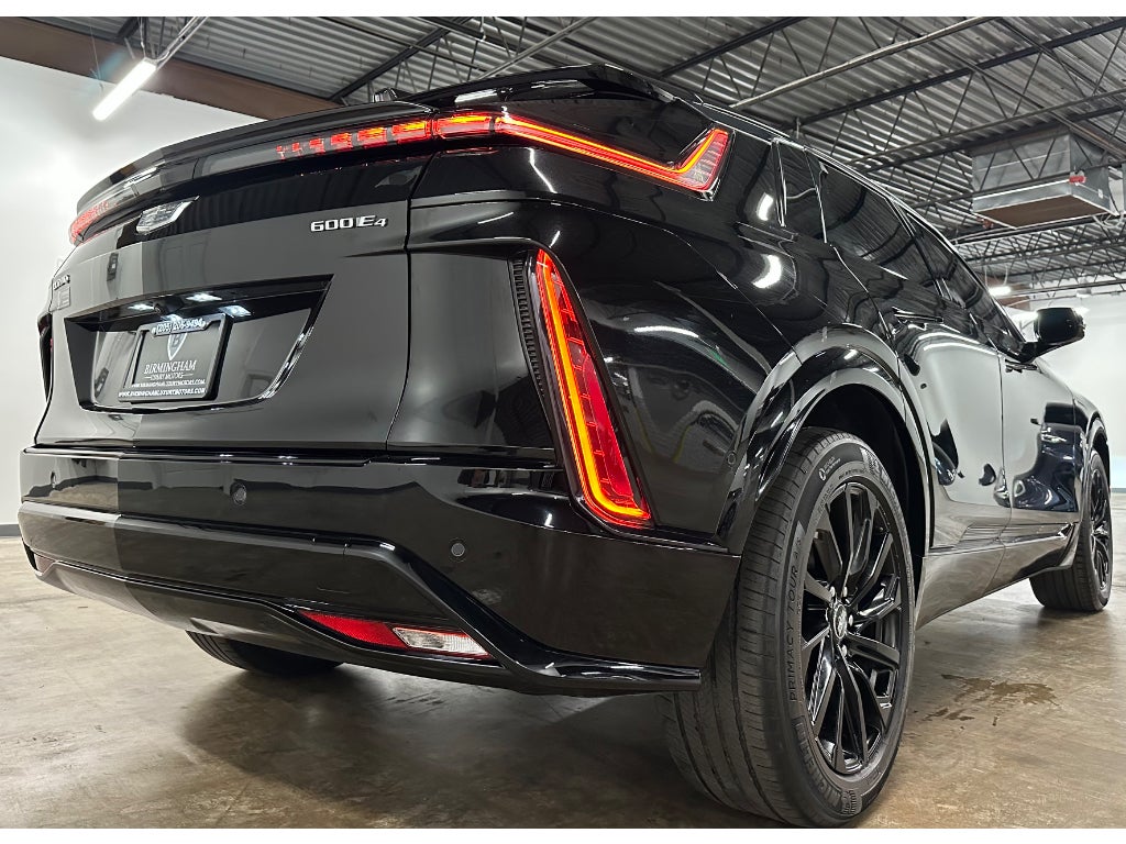 2024 Cadillac Lyriq Sport-2