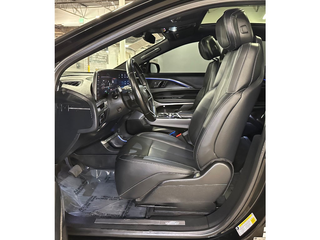 2024 Cadillac Lyriq Sport-2