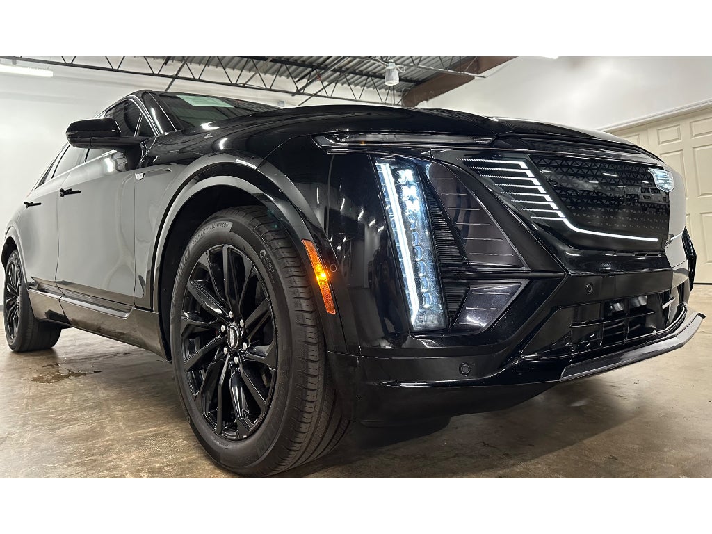 2024 Cadillac Lyriq Sport-2