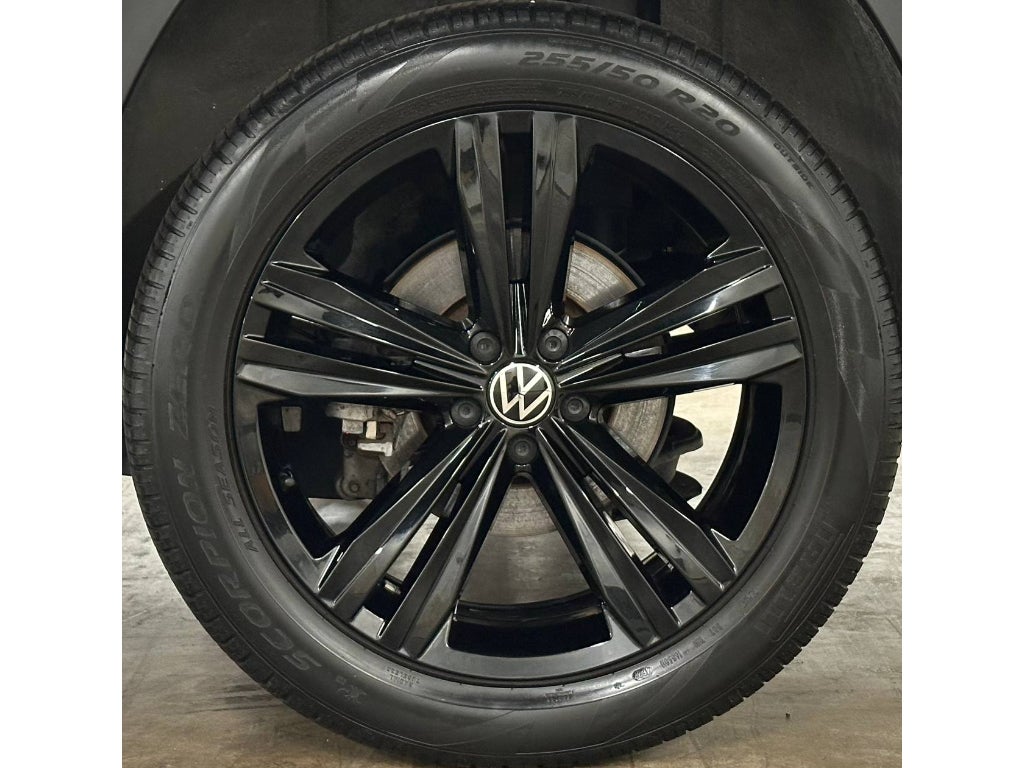 2023 Volkswagen Atlas 3.6L V6 SEL R-Line Black