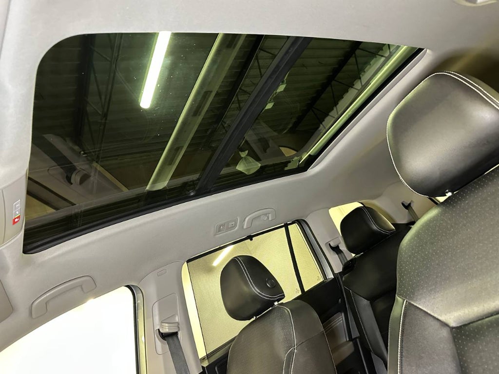 2023 Volkswagen Atlas 3.6L V6 SEL R-Line Black