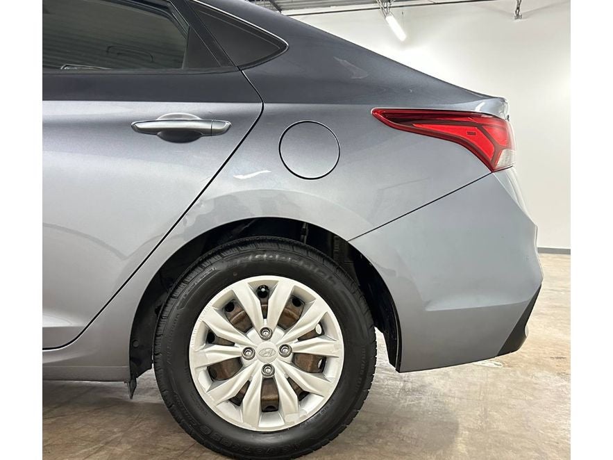 2019 Hyundai Accent SE
