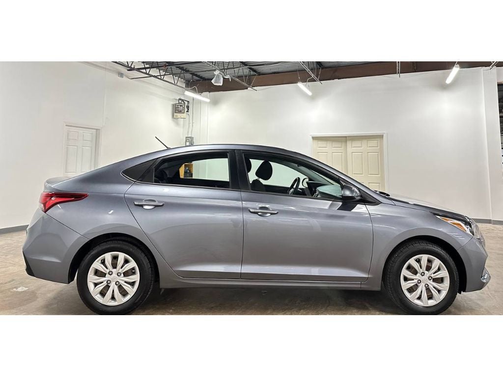 2019 Hyundai Accent SE