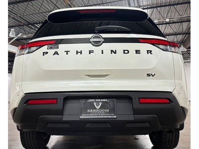 2022 Nissan Pathfinder SV
