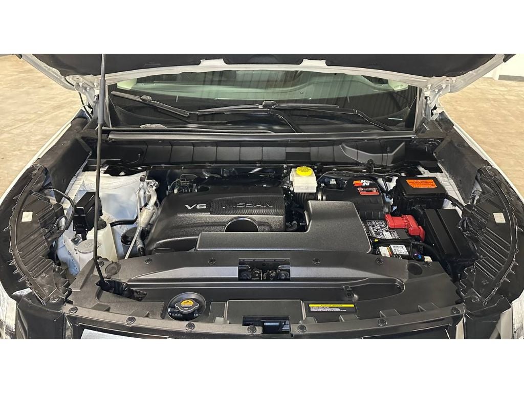 2022 Nissan Pathfinder SV