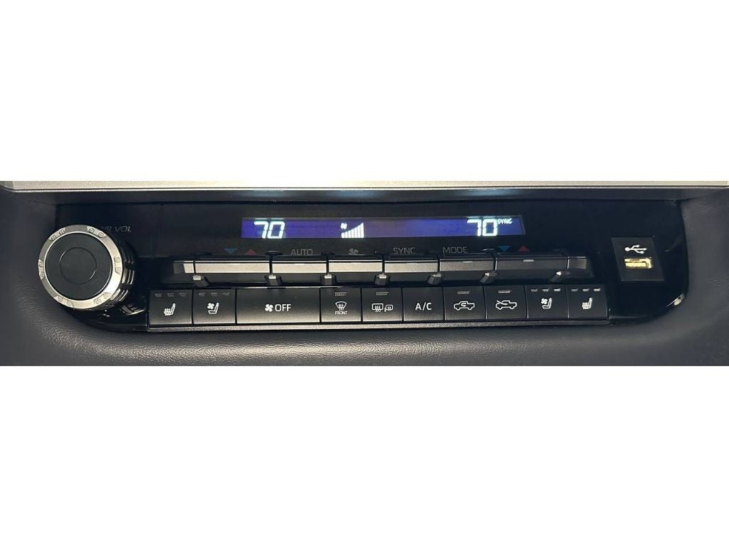 2023 Toyota Tundra Platinum