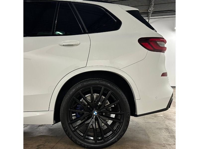 2023 BMW X5 M50i
