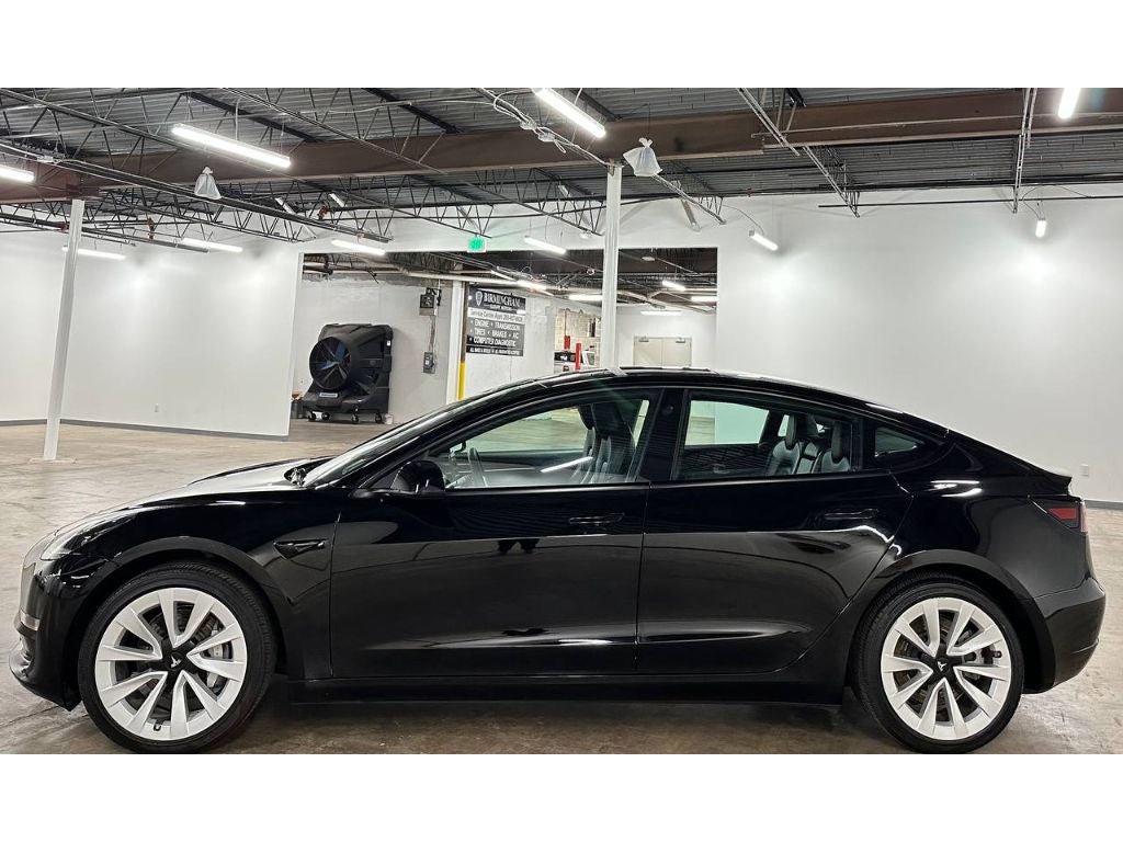 2023 Tesla Model 3 Base
