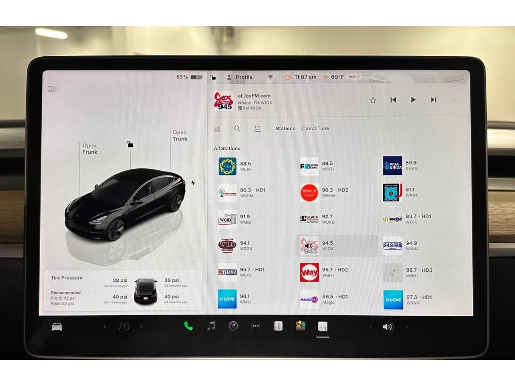 2023 Tesla Model 3 Base