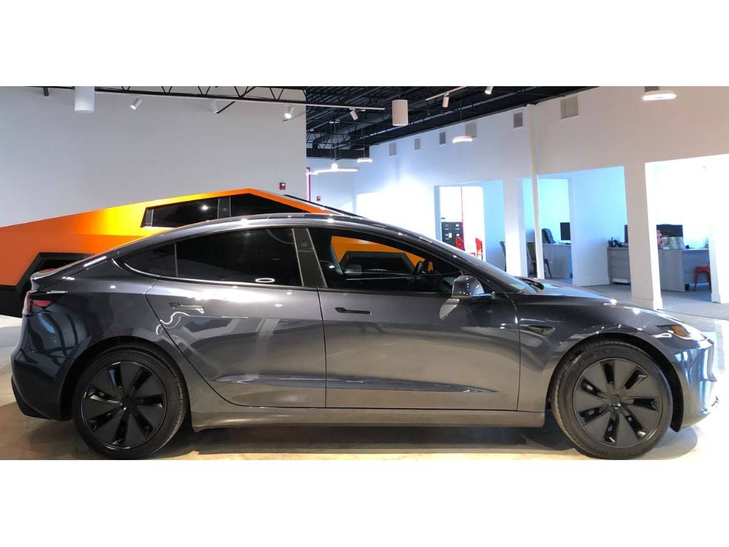 2025 Tesla Model 3 Long Range