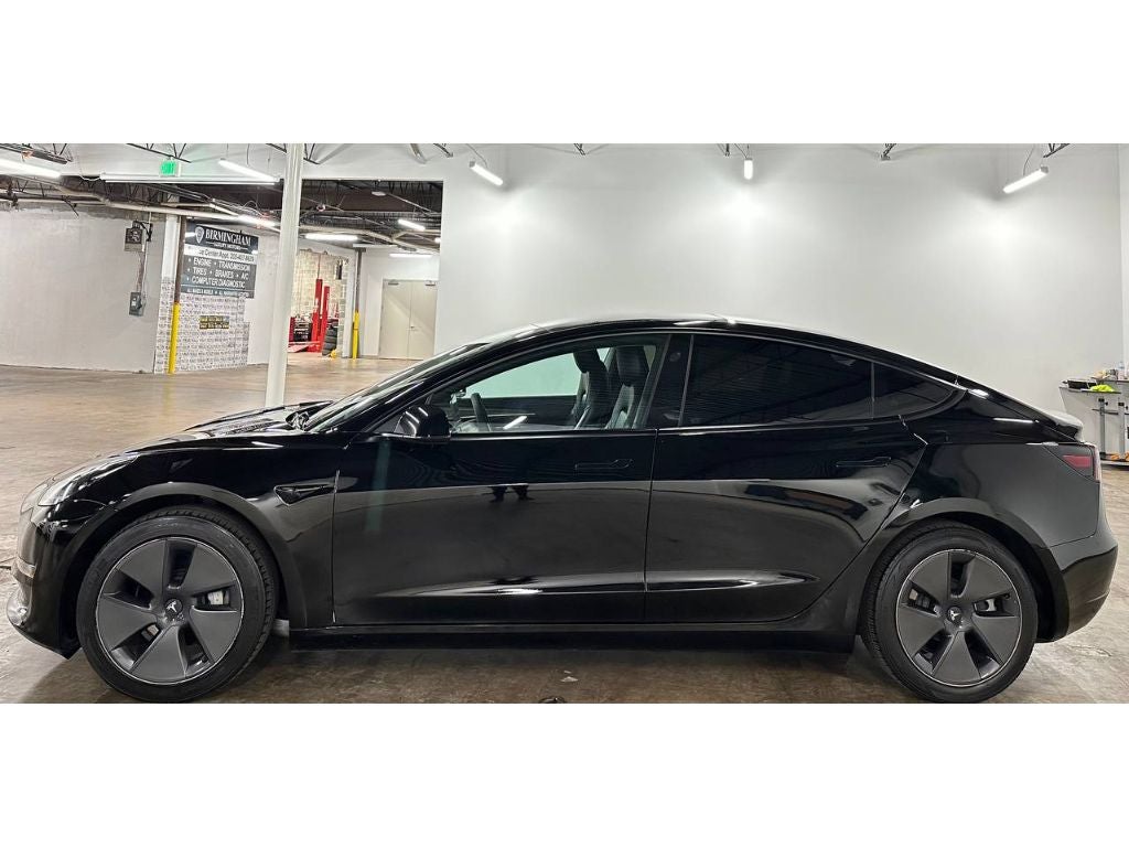 2022 Tesla Model 3 Base