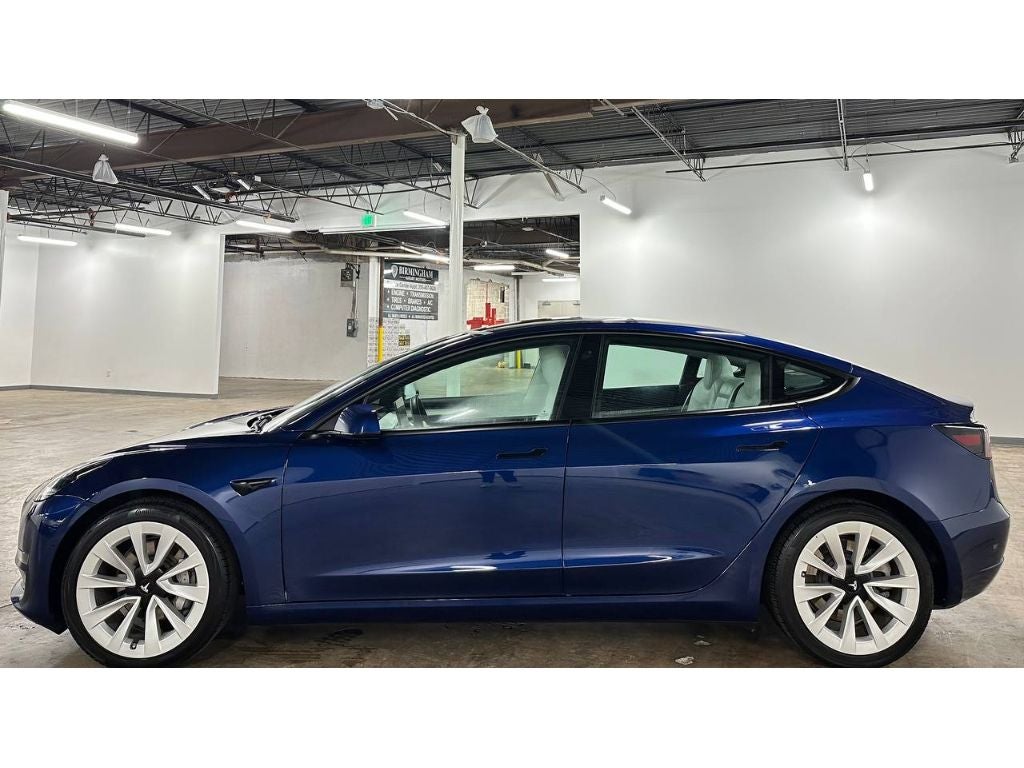 2021 Tesla Model 3 Standard Range Plus