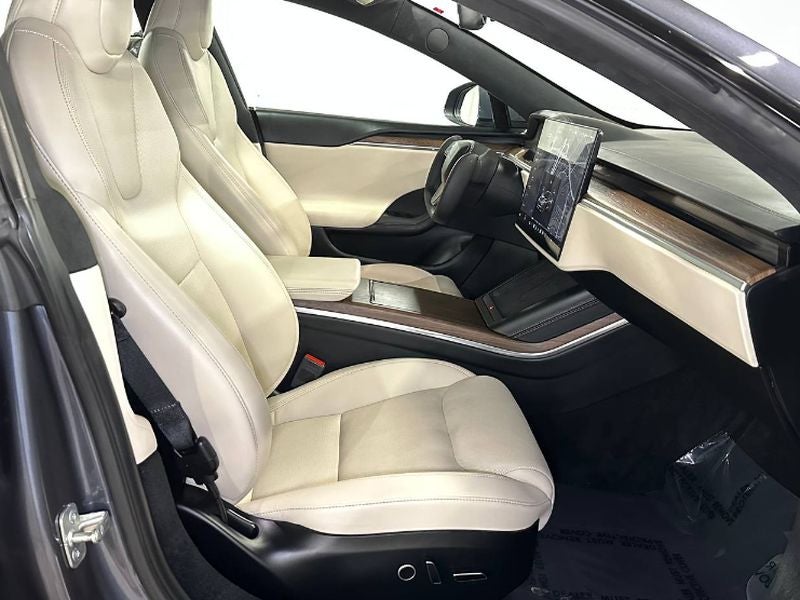 2022 Tesla Model S Long Range