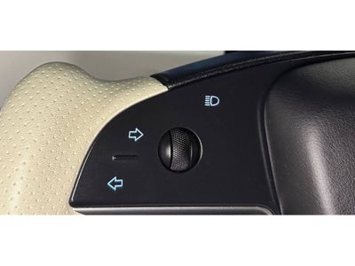 2023 Tesla Model S Base