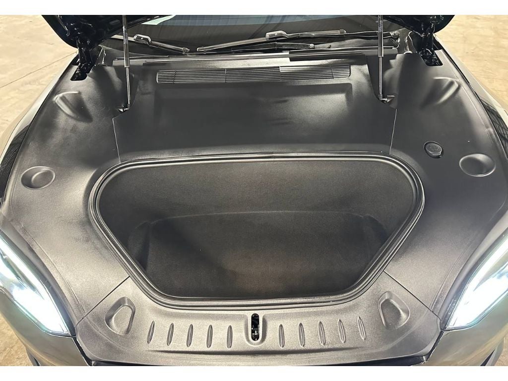 2023 Tesla Model S Base