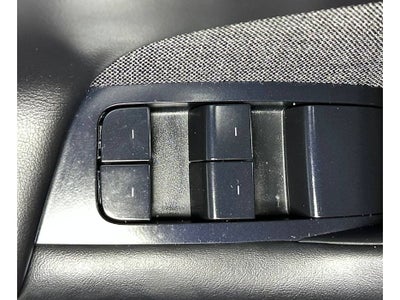 2024 Tesla Model S Base