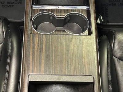 2024 Tesla Model S Base