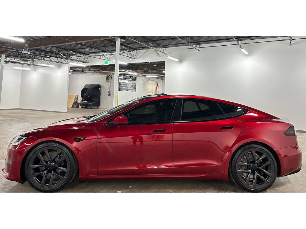 2024 Tesla Model S Base