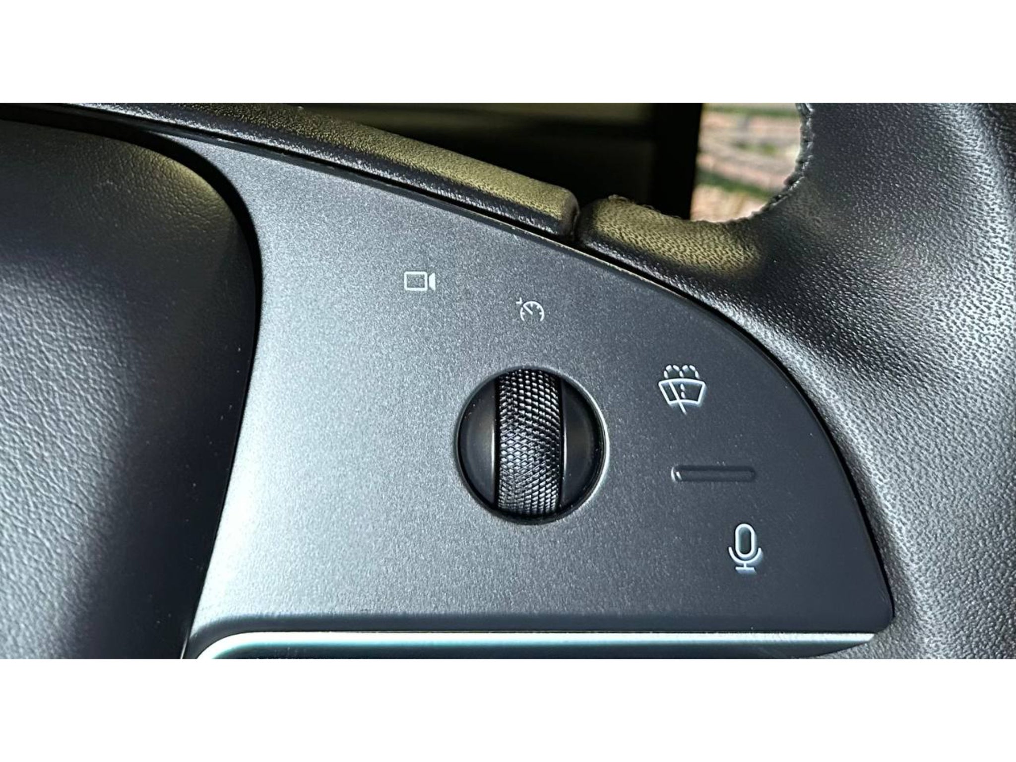 2024 Tesla Model S Base