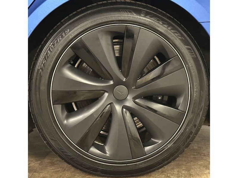 2022 Tesla Model S Plaid