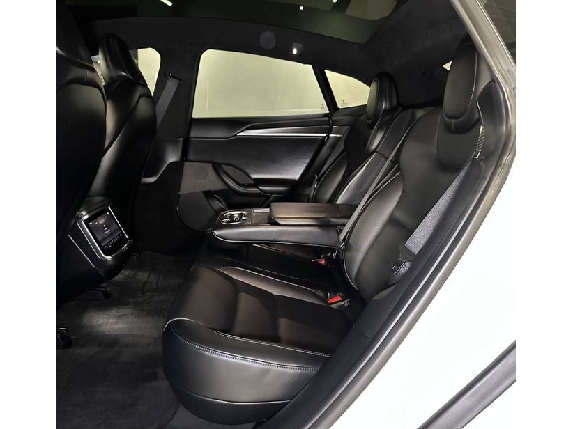 2022 Tesla Model S Plaid