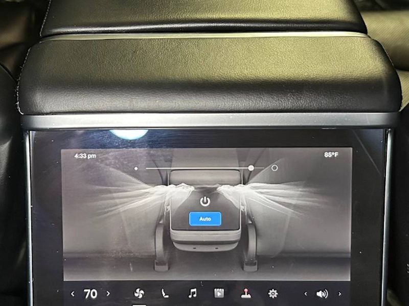 2022 Tesla Model S Plaid