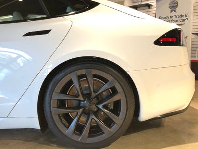 2022 Tesla Model S Plaid