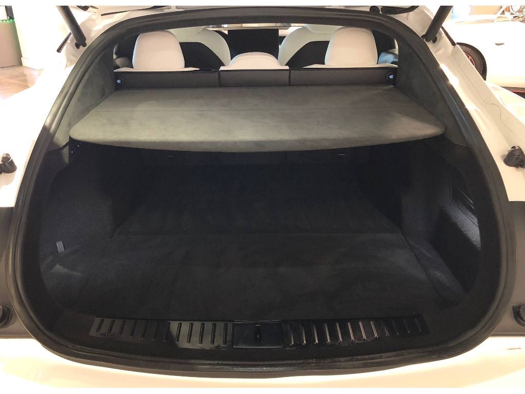 2022 Tesla Model S Plaid